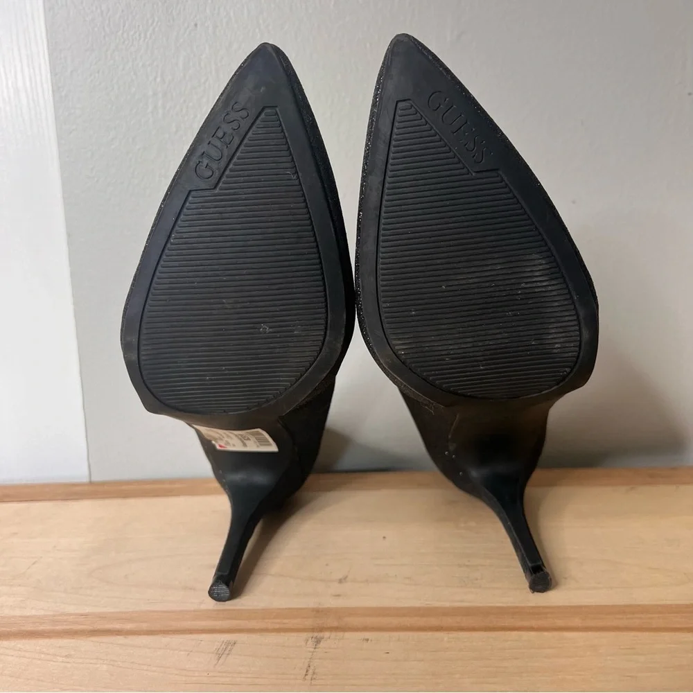 GUESS Black Glitter Sparkle Pumps Women’s 9 Cocktail Party Holiday 4” Heels‎